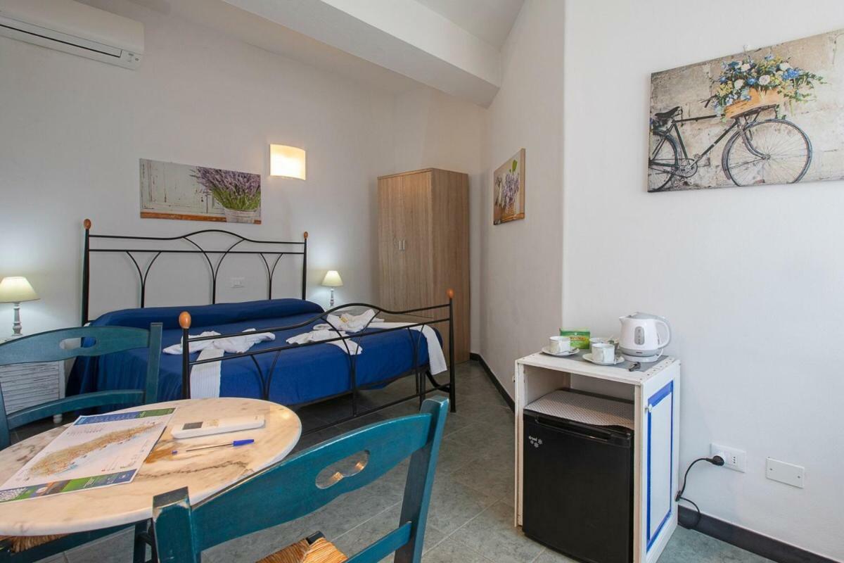 The 5 Terre Hotel Riomaggiore Luaran gambar